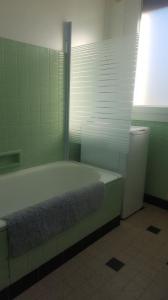 For rent Aix-les-bains 2 rooms 42 m2 Savoie (73100) photo 4