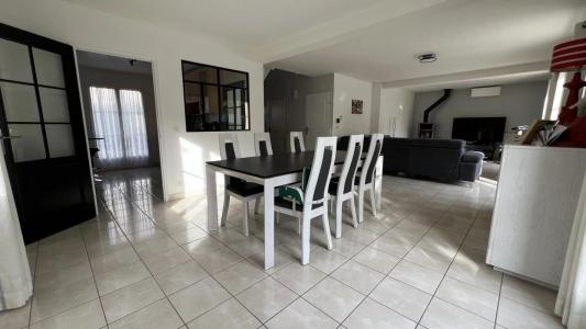 For sale Clayes-sous-bois 7 rooms 151 m2 Yvelines (78340) photo 1