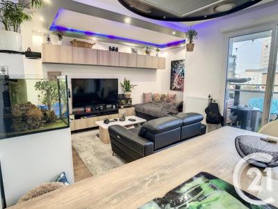 Louer Appartement Thiais 870 euros