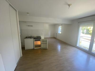 For rent Saint-herblain 1 room 34 m2 Loire atlantique (44800) photo 4