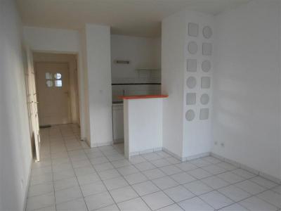 For rent Nantes 1 room 21 m2 Loire atlantique (44000) photo 0