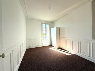 For sale Saint-denis 2 rooms 43 m2 Seine saint denis (93200) photo 0