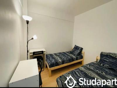 For rent Puteaux 4 rooms 67 m2 Hauts de Seine (92800) photo 4