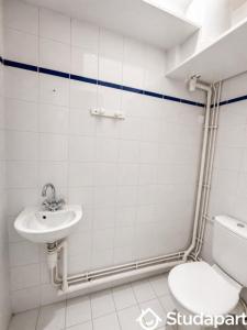 Louer Appartement 47 m2 Paris-10eme-arrondissement