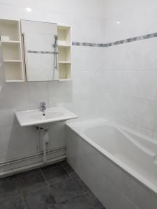 For rent Essey-les-nancy 3 rooms 70 m2 Meurthe et moselle (54270) photo 4