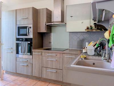 For sale Entraigues-sur-la-sorgue 5 rooms 90 m2 Vaucluse (84320) photo 3