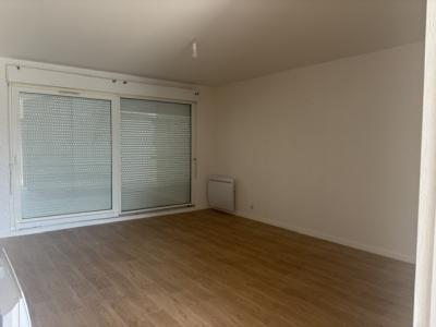 Louer Maison 102 m2 Chatre