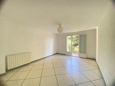 Louer Appartement 66 m2 Nimes