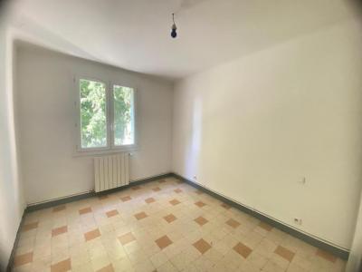Louer Appartement Nimes 776 euros