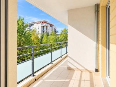 Acheter Appartement 71 m2 Bron