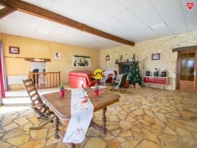 For sale Beaumont 13 rooms 375 m2 Dordogne (24440) photo 3