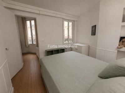 For sale Paris-1er-arrondissement 2 rooms 31 m2 Paris (75001) photo 3