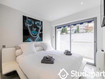 For rent Cannes 1 room 47 m2 Alpes Maritimes (06400) photo 1