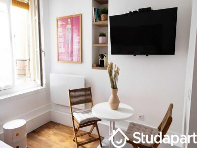 For rent Paris-3eme-arrondissement 1 room 16 m2 Paris (75003) photo 2