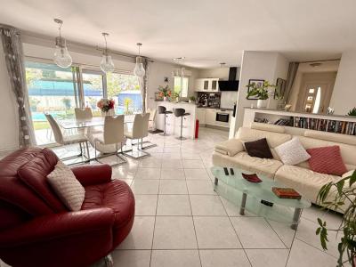 For sale Montarnaud 6 rooms 98 m2 Herault (34570) photo 3
