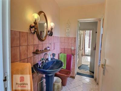 For sale Taillebourg 8 rooms 204 m2 Charente maritime (17350) photo 2