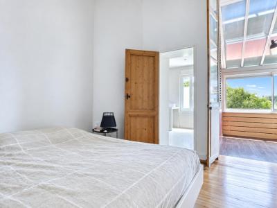 For sale Bordeaux 5 rooms 134 m2 Gironde (33800) photo 4
