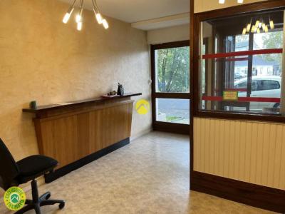 For sale Bourges 10 rooms 175 m2 Cher (18000) photo 2