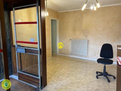 For sale Bourges 10 rooms 175 m2 Cher (18000) photo 4
