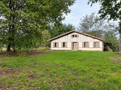 For sale Escource 1 room 1190 m2 Landes (40210) photo 0