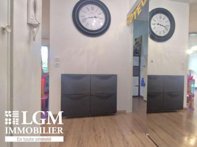For sale Marignane 3 rooms 62 m2 Bouches du Rhone (13700) photo 2