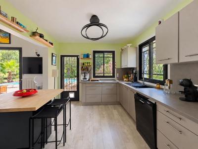 Annonce Vente 6 pi�ces Maison Saint-raphael 83