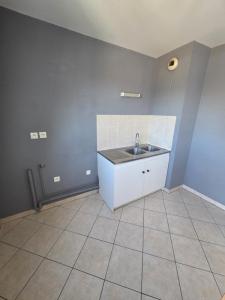 For sale Tourcoing 2 rooms 44 m2 Nord (59200) photo 3