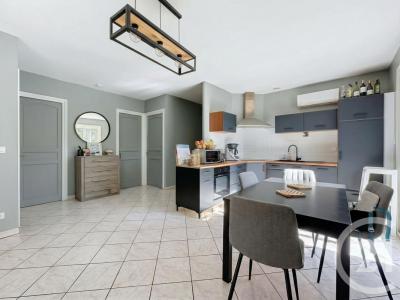 For sale Grigny 3 rooms 64 m2 Rhone (69520) photo 0