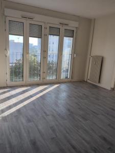 For rent Saint-andre-les-vergers 4 rooms 76 m2 Aube (10120) photo 0