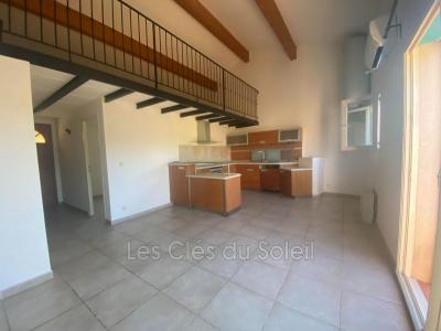 Louer Maison 58 m2 Cuers
