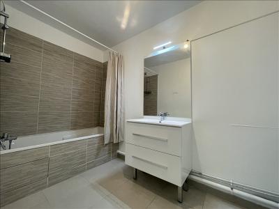 For rent Bobigny 3 rooms 61 m2 Seine saint denis (93000) photo 4