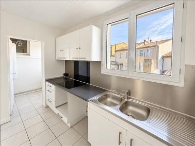For rent Cavaillon 3 rooms 64 m2 Vaucluse (84300) photo 2
