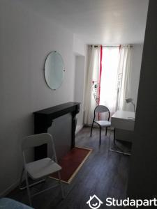 For rent Evreux 1 room 15 m2 Eure (27000) photo 3