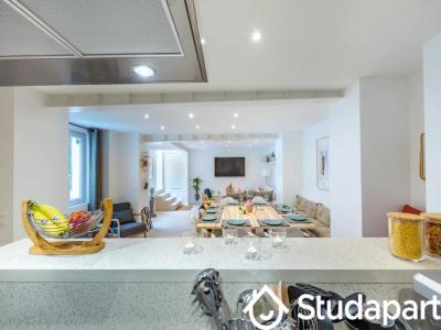 For rent Paris-18eme-arrondissement 1 room 202 m2 Paris (75018) photo 0