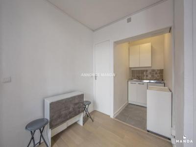 Louer Appartement 25 m2 Paris-11eme-arrondissement