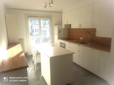 For sale TERRENOIRE 4 rooms 95 m2 Loire (42100) photo 4