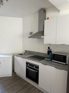 For rent CENTRE VILLE 3 rooms 60 m2 Loire (42000) photo 3