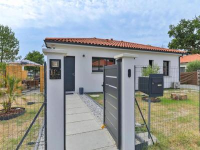 For sale Mimizan 5 rooms 82 m2 Landes (40200) photo 0