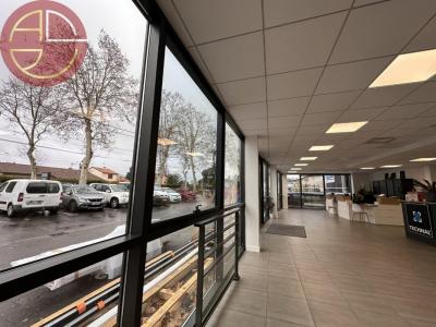 For rent Tournefeuille 6 rooms 650 m2 Haute garonne (31170) photo 1