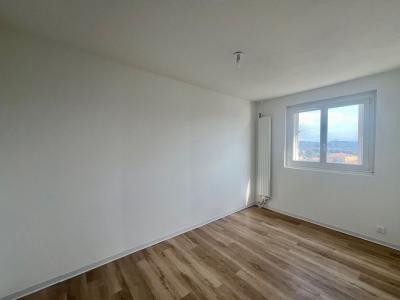 Acheter Appartement Beaurecueil 257200 euros
