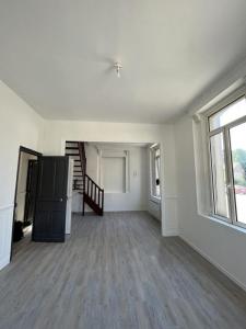 For rent Caudry 4 rooms 80 m2 Nord (59540) photo 2