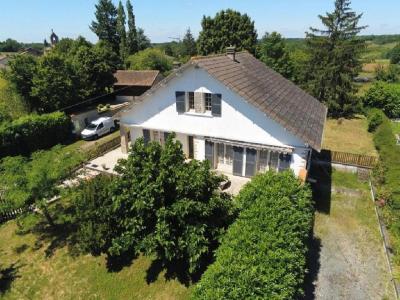 For sale SAUZE-VAUSSAIS 7 rooms 181 m2 Charente (16240) photo 1