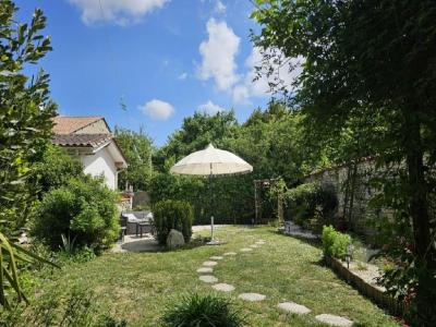 For sale 6 rooms 205 m2 Charente (16240) photo 4
