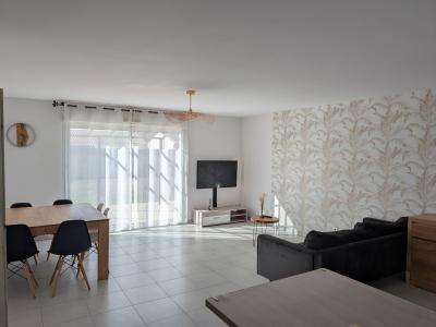 Louer Maison  1100 euros