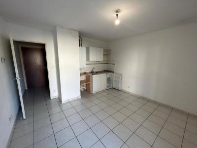 Louer Appartement Angers 387 euros
