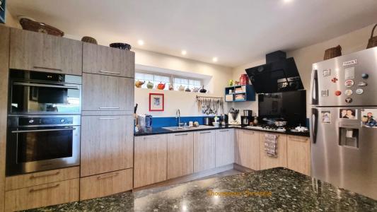Acheter Prestige Thenon 619000 euros