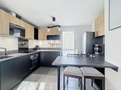 For sale Viroflay 3 rooms 56 m2 Yvelines (78220) photo 3