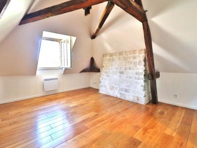 Louer Appartement Troyes 711 euros