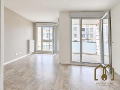 For sale Vaulx-en-velin 2 rooms 40 m2 Rhone (69120) photo 0