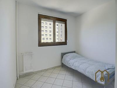 Louer Appartement Vaulx-en-velin Rhone